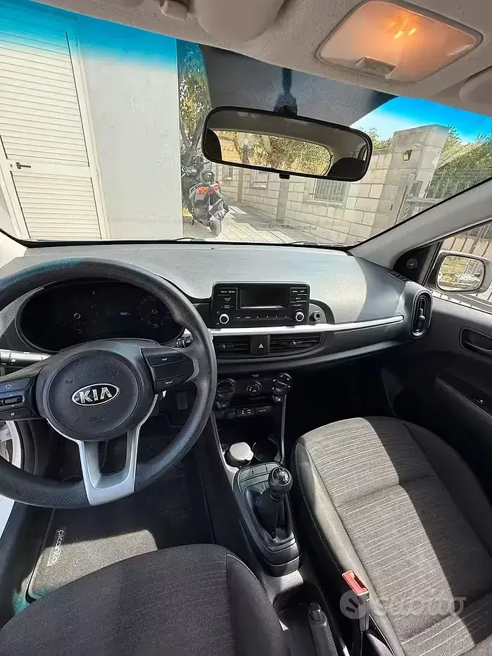 Usata Kia Picanto 67 CV (49 kW) 2017 Bianco Utilitaria