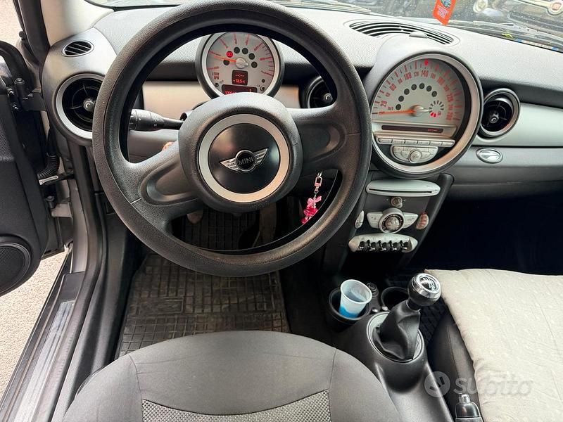 Usata Mini Cooper Coupé 2009 Grigio Coupé