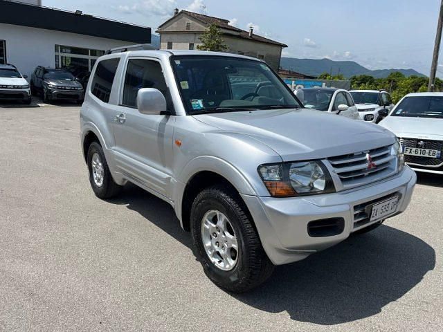 Usata Mitsubishi Pajero 116 CV (85 kW) 2000 Grigio SUV