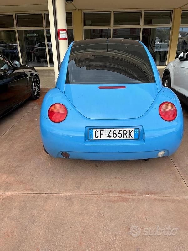 Blu Usata 2020 VW Beetle Tre volumi | 2500 € (Super prezzo) - Immagine 1/4
