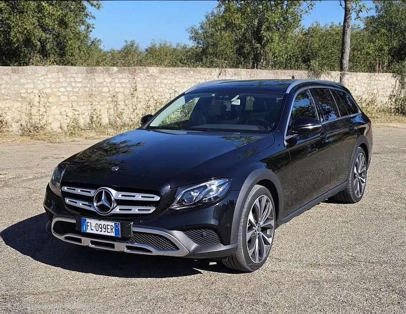 Usata 2017 Mercedes E220 All-Terrain Premium Plus Station wagon | 18.990 € (Buon prezzo) - Immagine 1/4