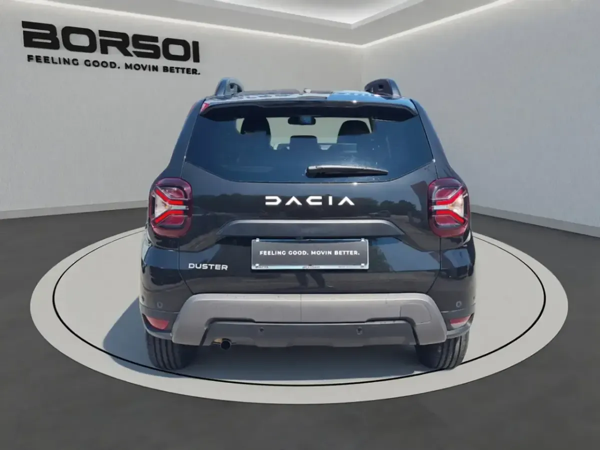 Usata Dacia Duster Journey 101 CV (74 kW) 2023 Nero metallizzato SUV