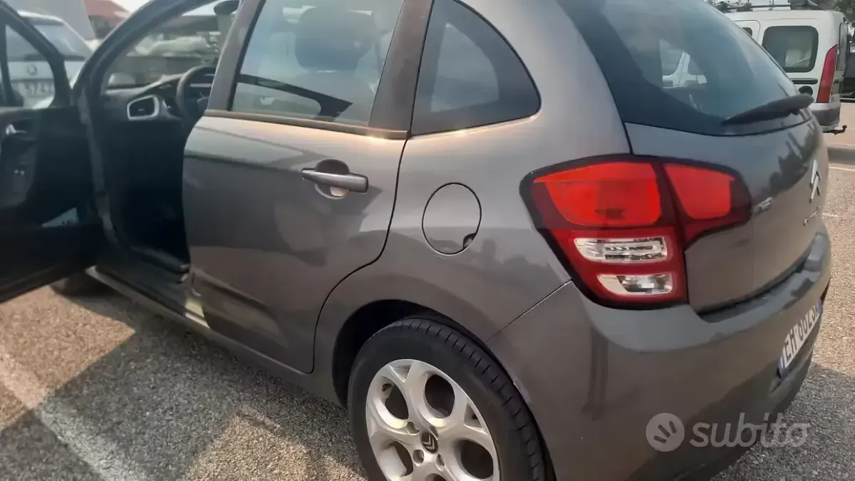 Usata Citroën C3 60 CV (44 kW) 2012 Grigio Berlina