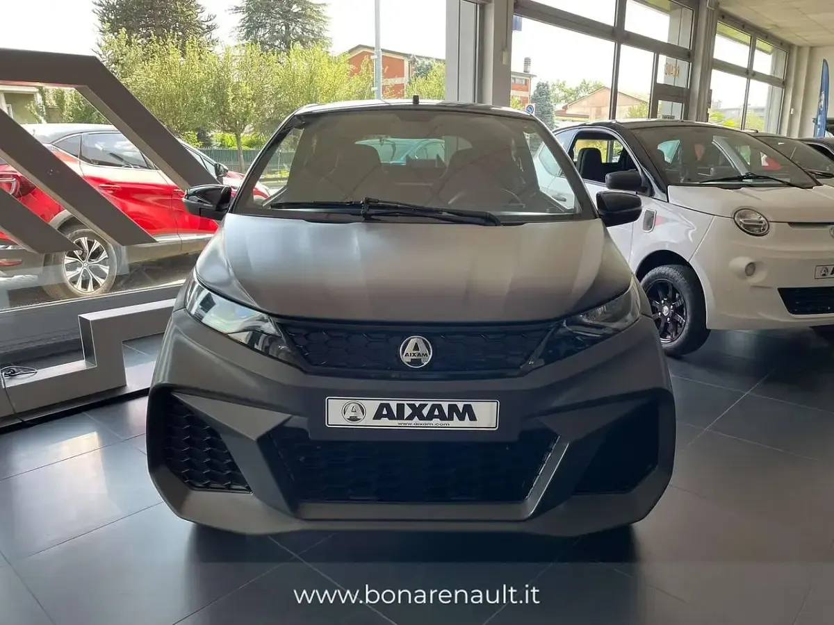 Nuova Aixam City GTO 2026 Grigio Berlina