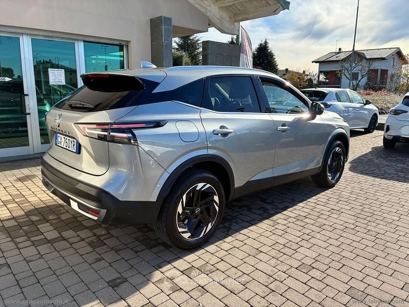 Usata Nissan Qashqai N-Connecta 158 CV (116 kW) 2025 Argento SUV