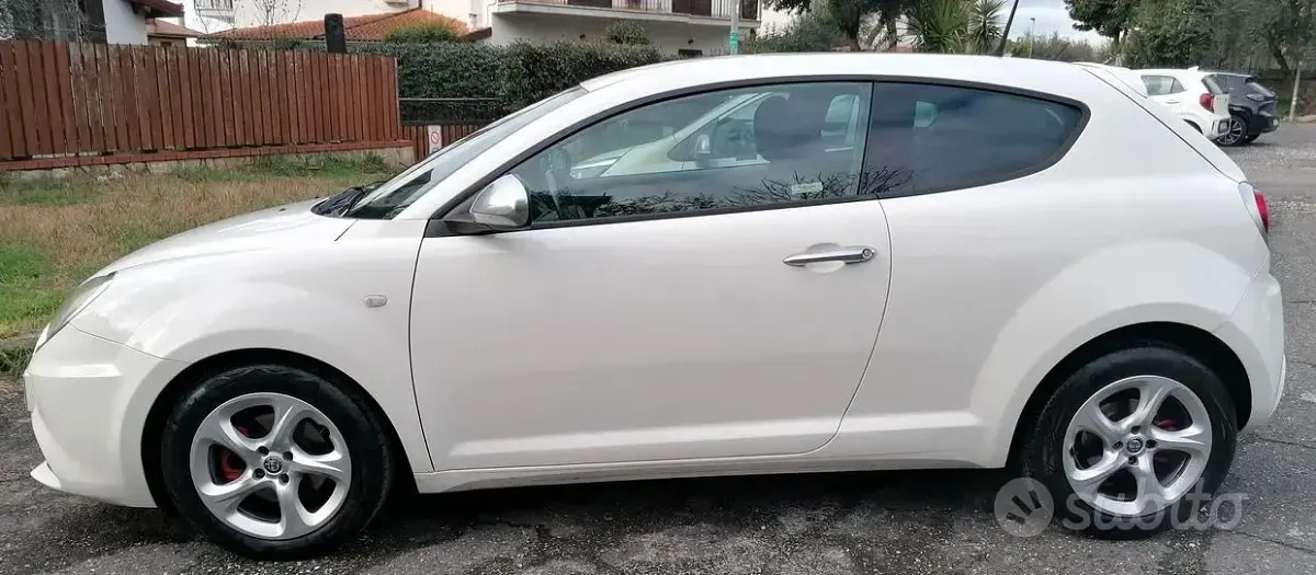 Second-hand Alfa Romeo MiTo 95 CP (69 kW) 2016 Alb Hatchback