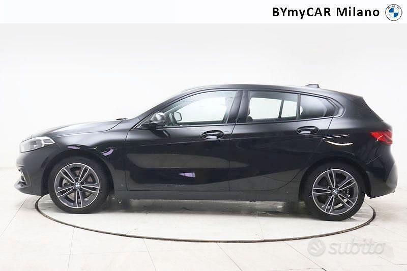 Usata BMW 116 Advantage 108 CV (79 kW) 2021 Nero Utilitaria