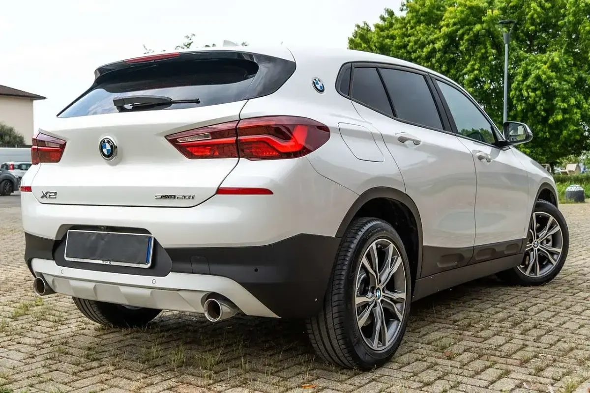 Usata BMW X2 178 CV (130 kW) 2022 Bianco SUV