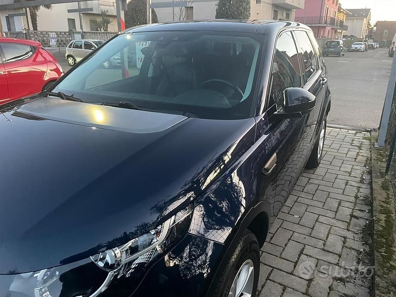Usata Land Rover Discovery Sport SE 180 CV (132 kW) 2016 Blu/azzurro SUV