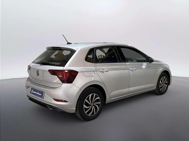 Usata VW Polo Life 95 CV (69 kW) 2025 Reflex silver metallizzato Utilitaria
