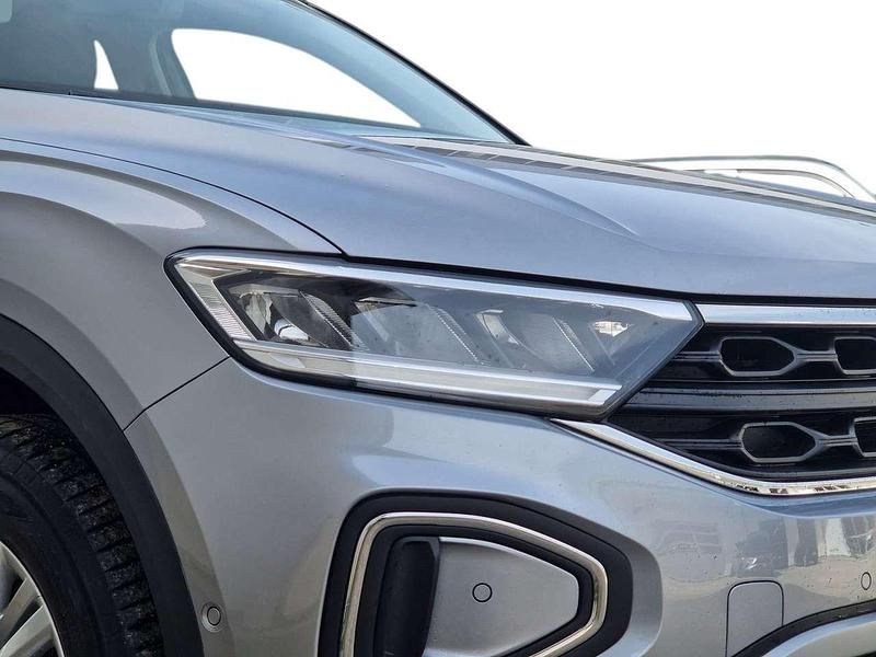 Usata VW T-Roc Life 116 CV (85 kW) 2025 Pyrit silver metallizzato nero SUV