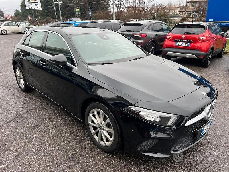 Usata Mercedes A180 Executive 116 CV (85 kW) 2020 Nero Berlina