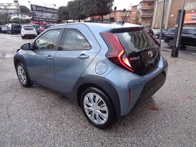 Nuova Toyota Aygo X Active 72 CV (52 kW) 2025 Grigio SUV