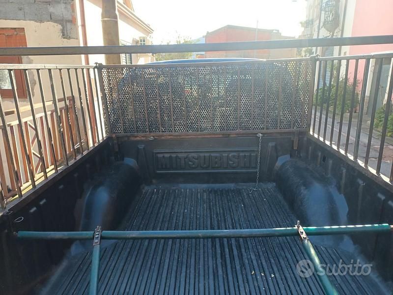 Usata Mitsubishi L 99 CV (72 kW) 2000 Cabrio