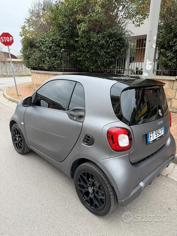 Usata Smart ForFour 95 CV (69 kW) 2019 Grigio Utilitaria