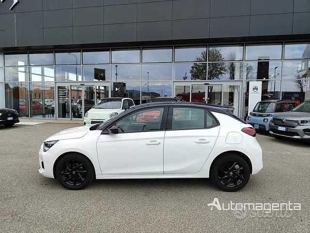 Usata Opel Corsa 101 CV (74 kW) 2023 Bianco Utilitaria