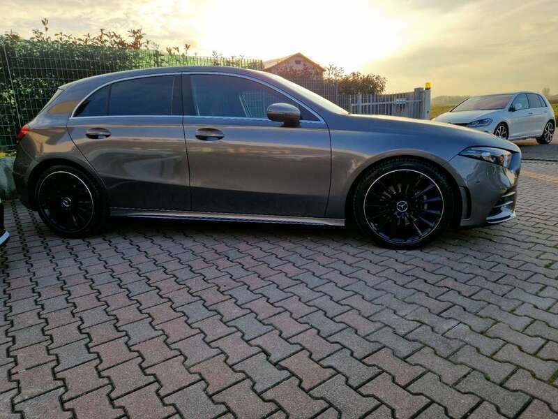 Usata Mercedes A250 Premium 224 CV (164 kW) 2021 Grigio