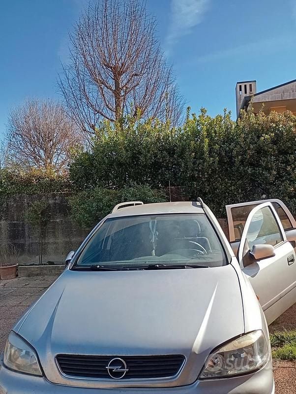 Usata Opel Astra 75 CV (55 kW) 2002 Grigio Station wagon