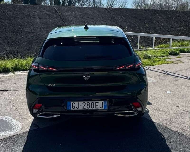 Usata Peugeot 308 GT 131 CV (96 kW) 2022 Berlina