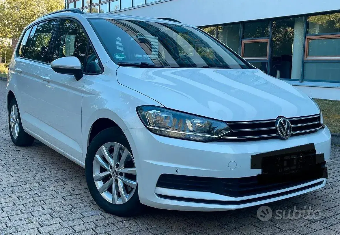 Usata VW Touran 116 CV (85 kW) 2019 Bianco Monovolume