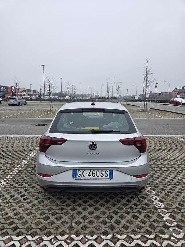Usata VW Polo Life 95 CV (69 kW) 2022 Grigio Berlina