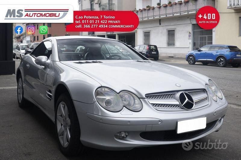 Usata Mercedes SL500 306 CV (225 kW) 2002 Argento Cabrio