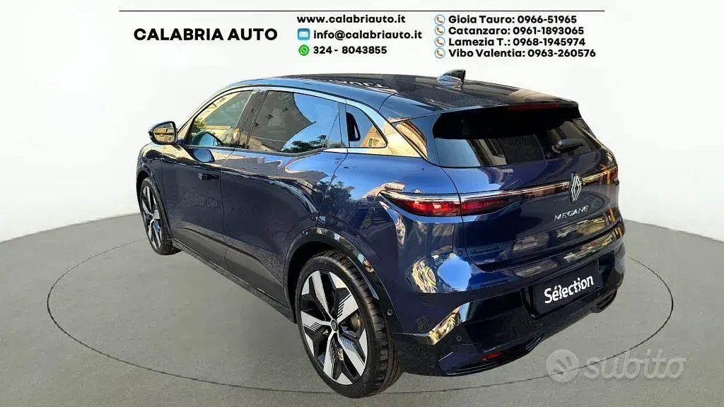 Nuova Renault Mégane 55 kW (75 CV) 2025 Blu Coupé