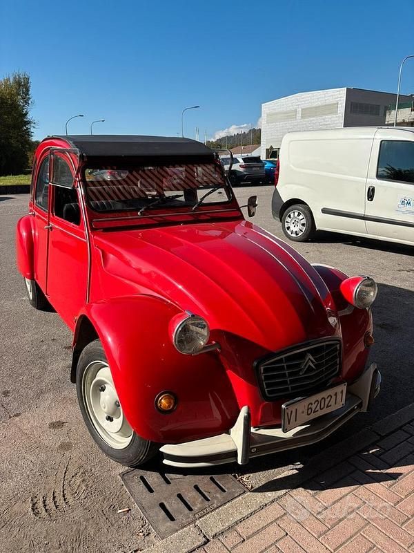 Rosso Usata 1985 Citroën 2CV Tre volumi | 9500 € - Immagine 1/4
