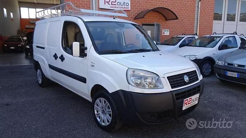 Usata Fiat Doblò 85 CV (62 kW) 2006 Bianco Monovolume