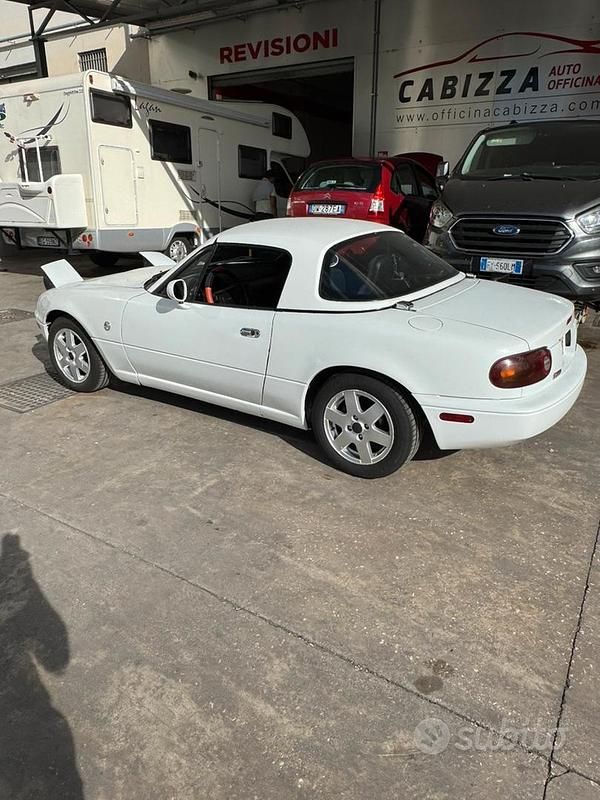 Usata Mazda MX5 116 CV (85 kW) 1991 Bianco Cabrio
