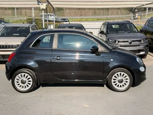 Usata Fiat 500 69 CV (50 kW) 2022 Nero metallizzato Utilitaria