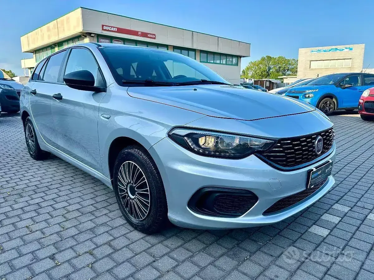 Usata Fiat Tipo 95 CV (69 kW) 2019 Argento Station wagon