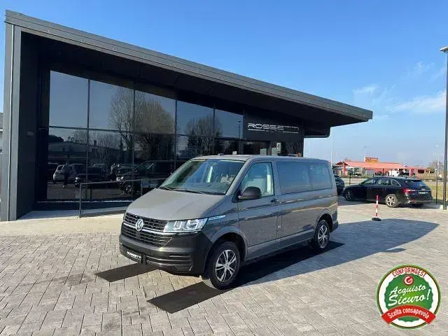 Usata VW T6.1 Trendline 110 CV (80 kW) 2023 Grigio Furgone