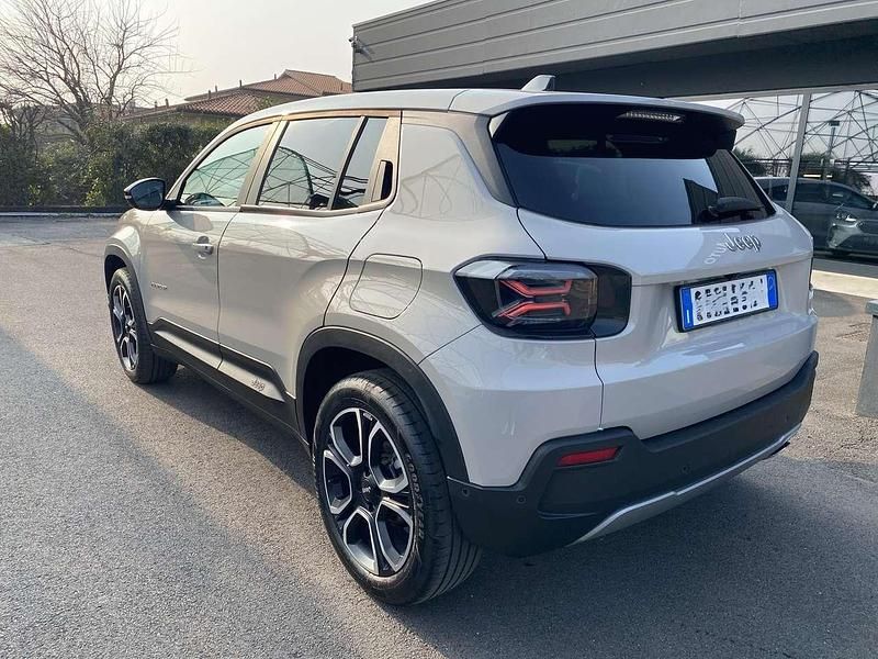 Usata Jeep Avenger Summit 101 CV (74 kW) 2025 Stone SUV