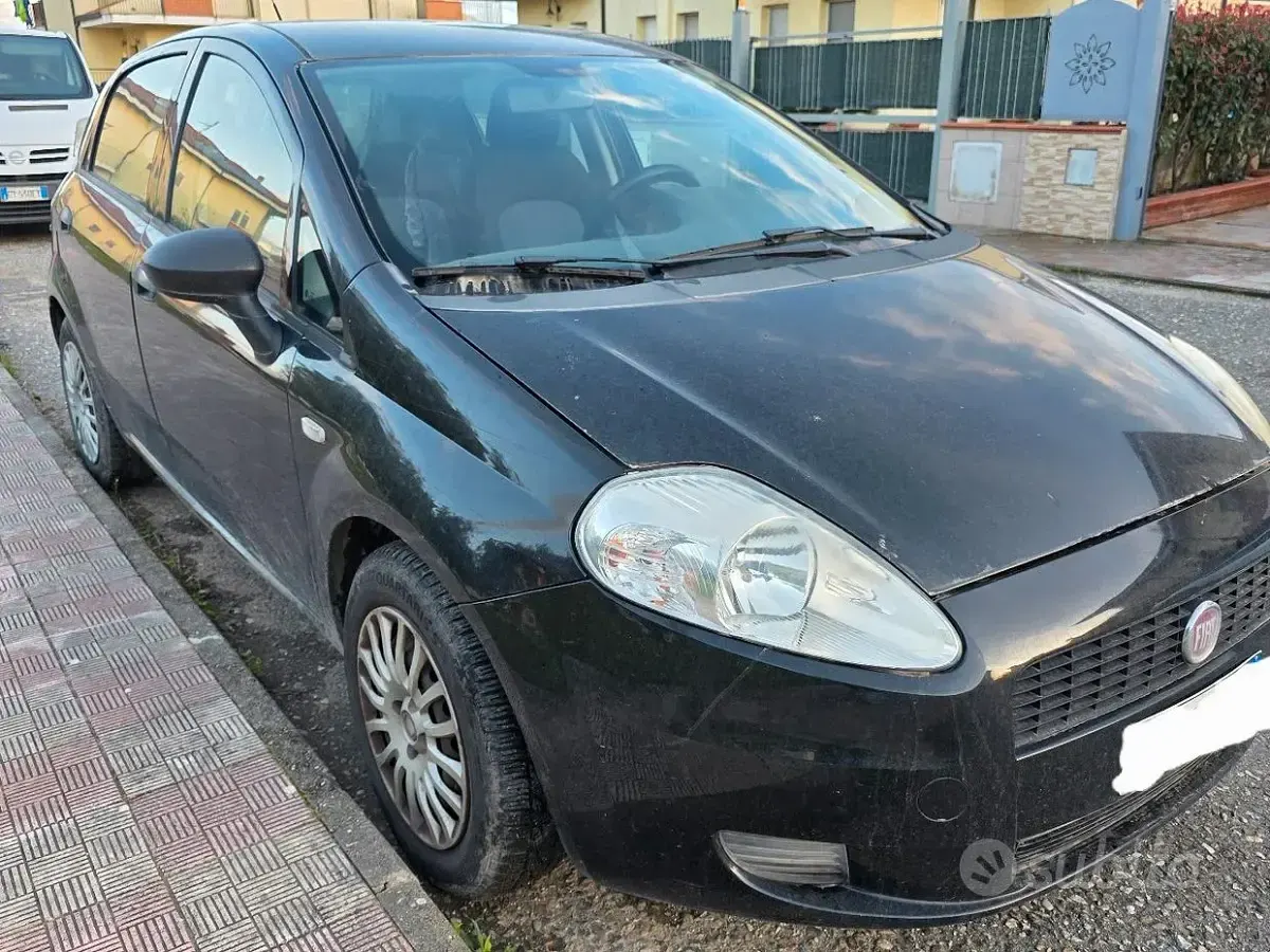Usata Fiat Grande Punto 2011 Nero Utilitaria