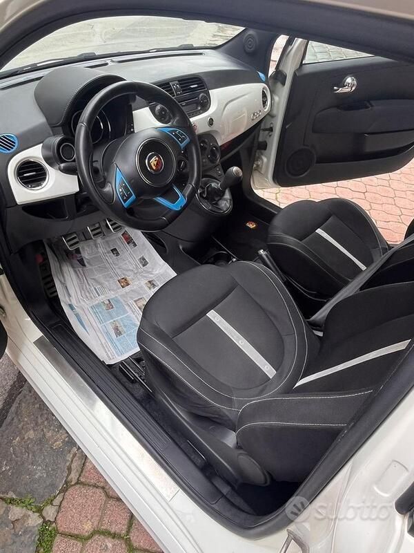 Usata Abarth 500 Custom 135 CV (99 kW) 2014 Bianco Utilitaria