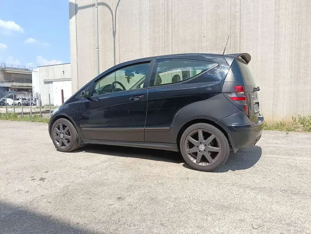 Usata Mercedes A150 Avantgarde 95 CV (69 kW) 2006 Nero Coupé