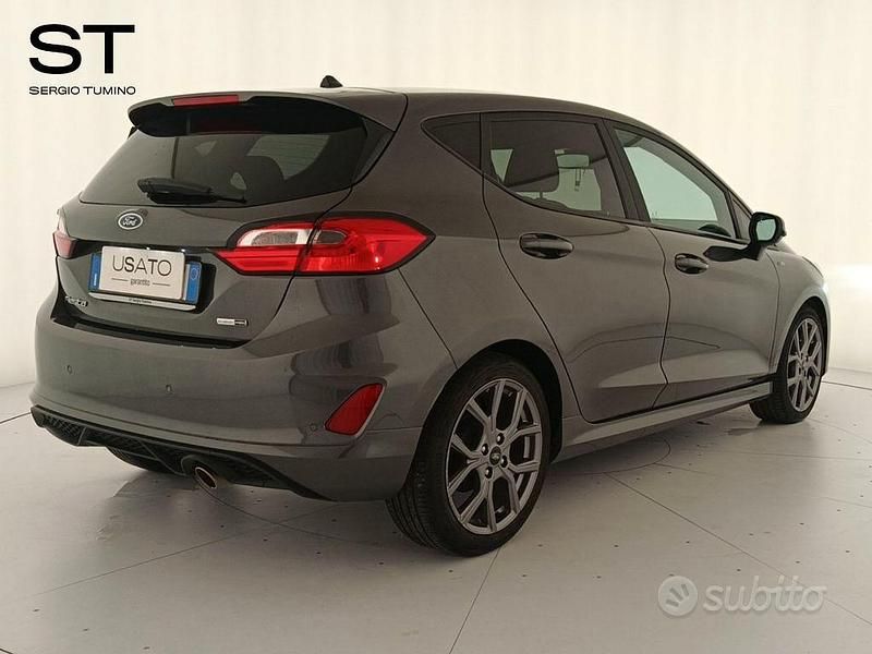 Usata Ford Fiesta ST-Line 125 CV (91 kW) 2023 Grigio Utilitaria