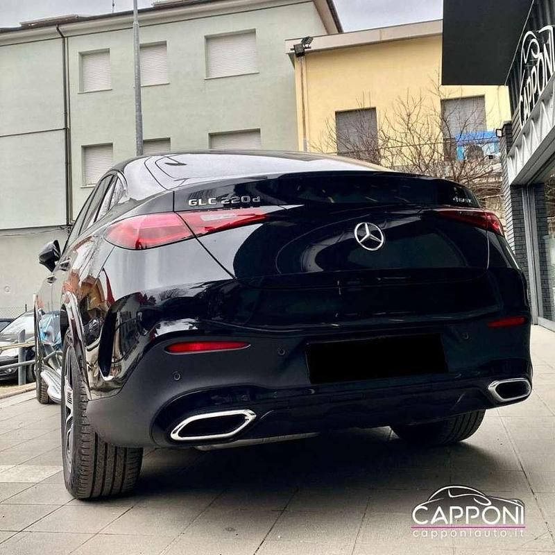 Usata Mercedes GLC220 AMG 197 CV (144 kW) 2023 Nero Coupé