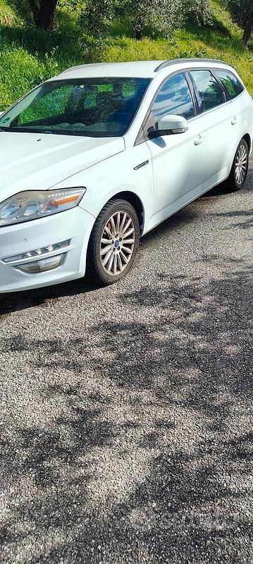 Usata Ford Mondeo 140 CV (102 kW) 2013 Station wagon