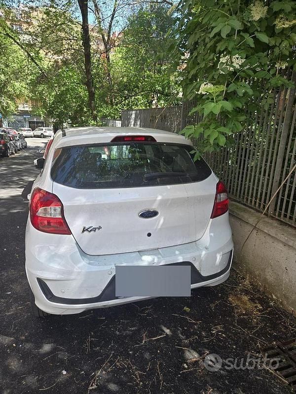 Occasion Ford Ka Plus 86 ch (63 kW) 2019 Blanc Citadine