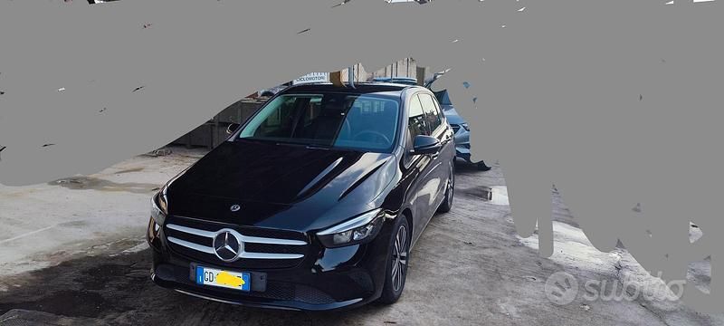 Usata Mercedes B200 Executive 150 CV (110 kW) 2020 Nero Monovolume