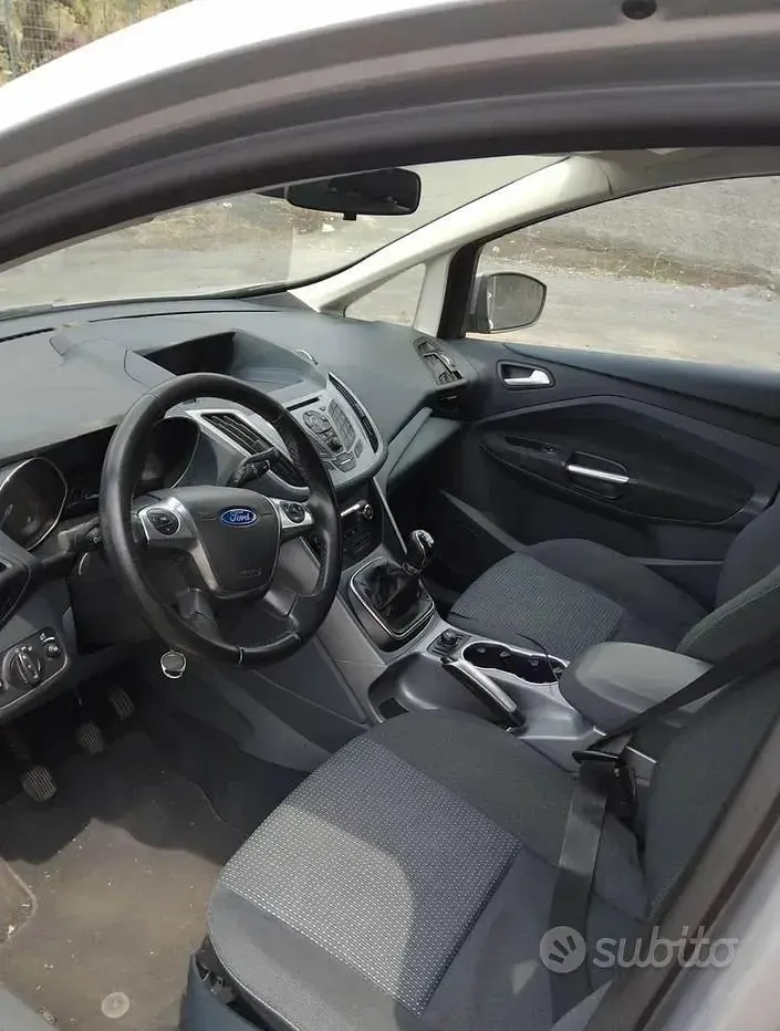 Usata Ford C-MAX 145 CV (106 kW) 2015 Grigio Monovolume