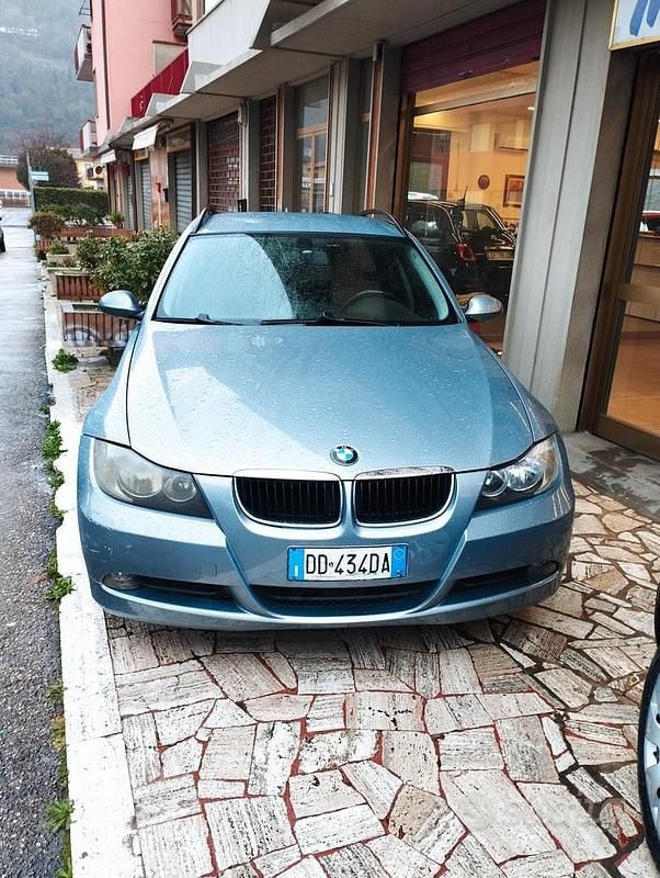 Usata BMW 320 163 CV (119 kW) 2006 Grigio Station wagon