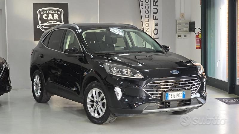Usata Ford Kuga 120 CV (88 kW) 2020 SUV