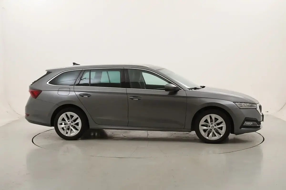 Usata Skoda Octavia Style 150 CV (110 kW) 2022 Station wagon