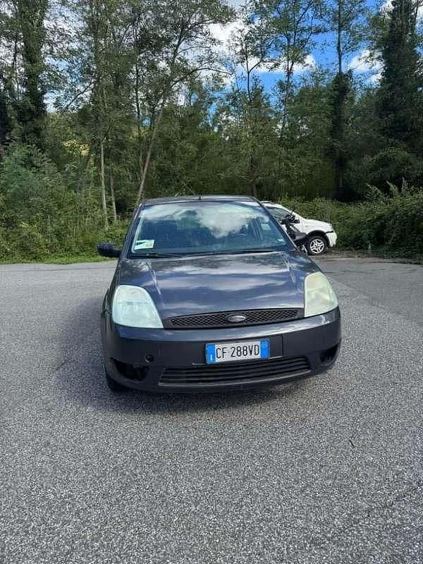 Usata Ford Fiesta Ambiente 68 CV (50 kW) 2003 Utilitaria