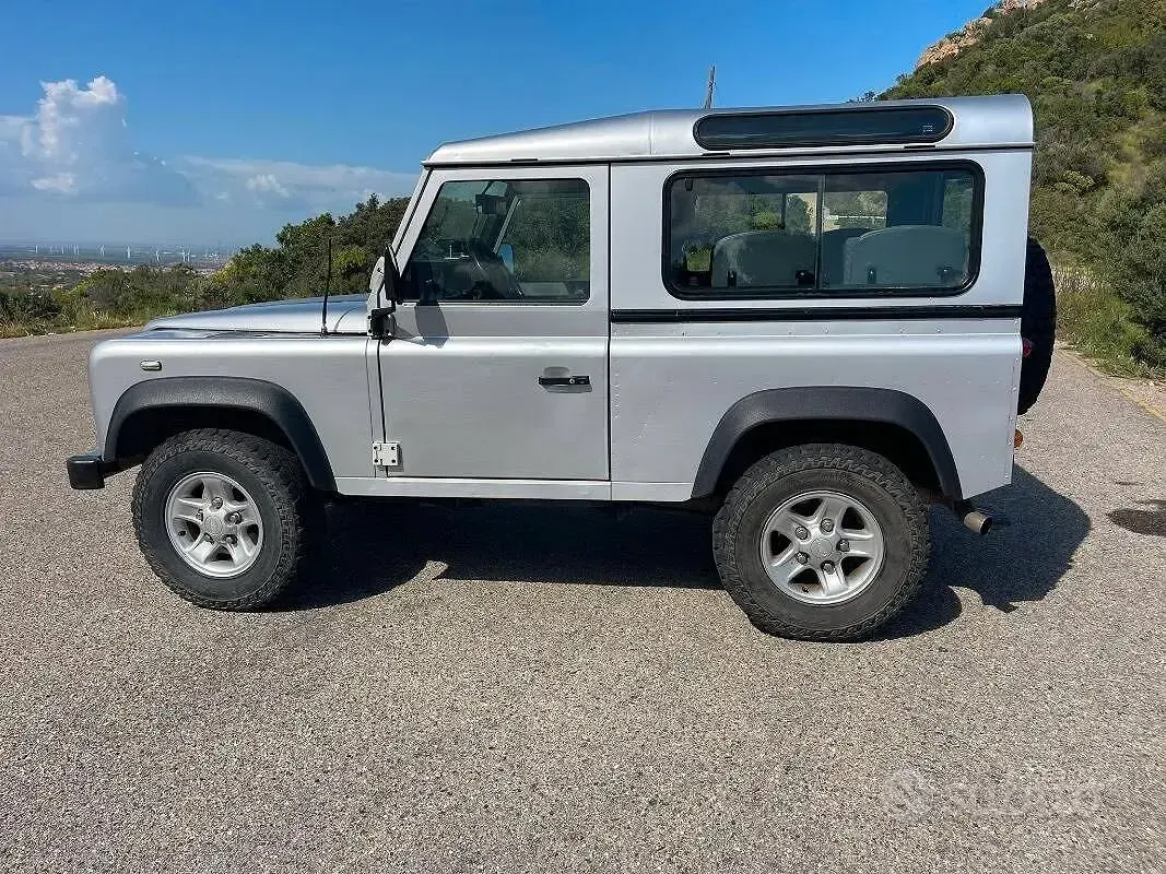 Gebraucht Land Rover Defender 2004 Grau Kombi