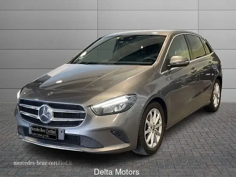 Usata Mercedes 180 Business 116 CV (85 kW) 2020 Berlina
