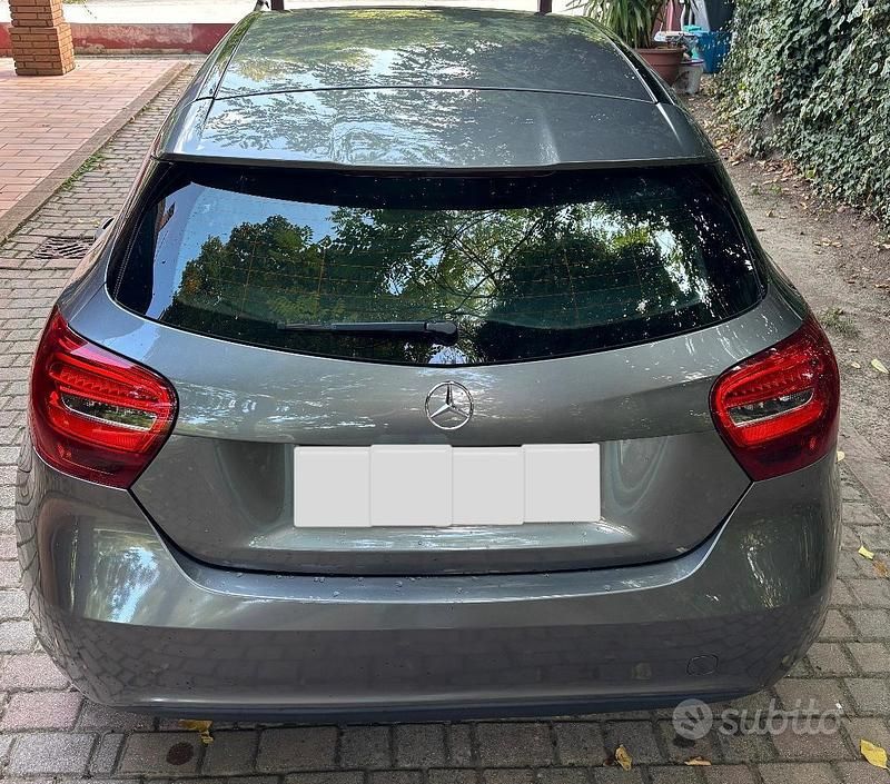 Usata Mercedes A160 2016 Grigio Berlina